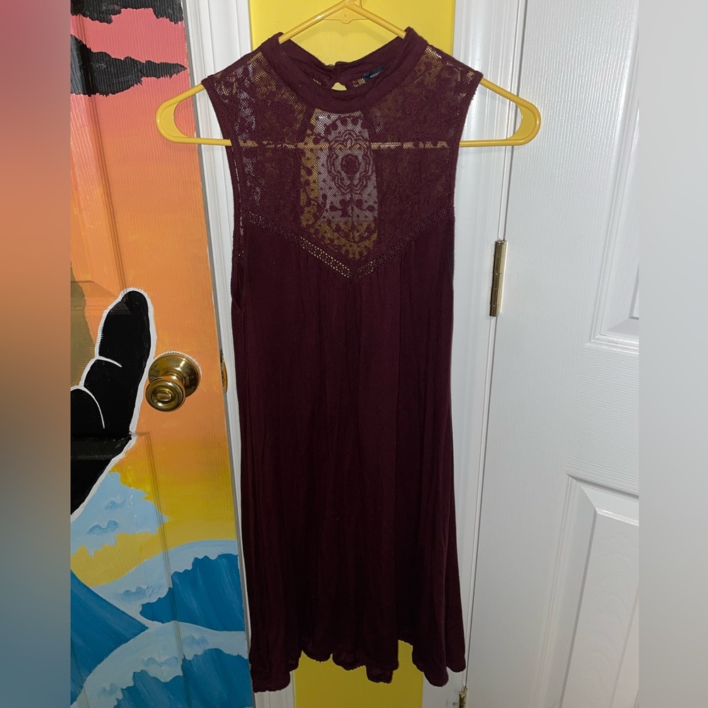 American eagle lace dress opening in back